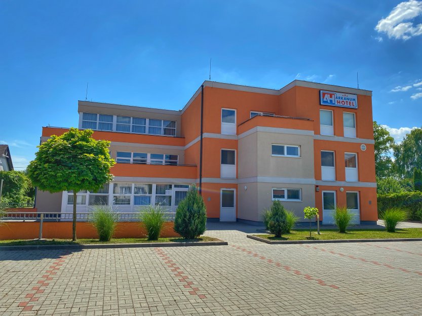 Hotel felügyelet időseknek